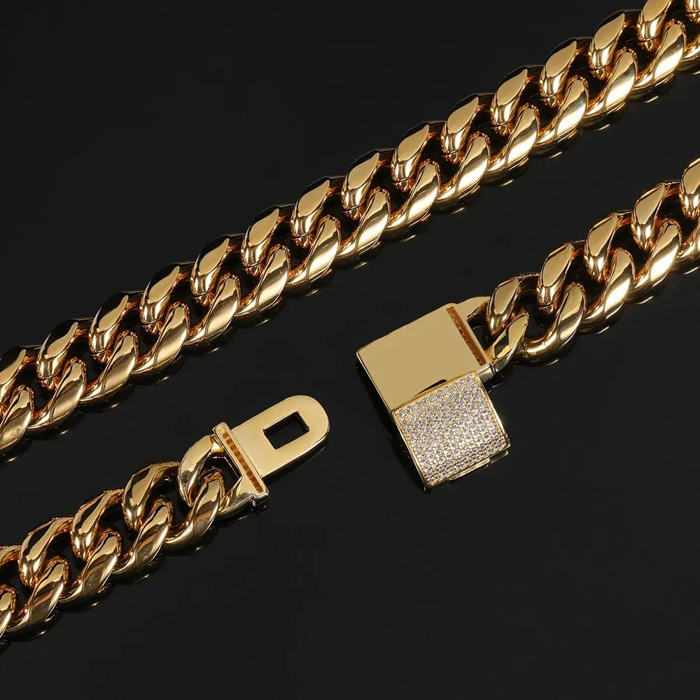 18K Gold Chain Necklace