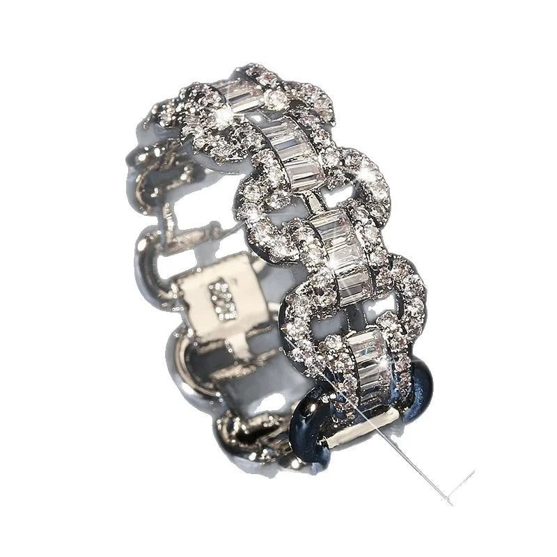 Royal Legacy VVS Ring